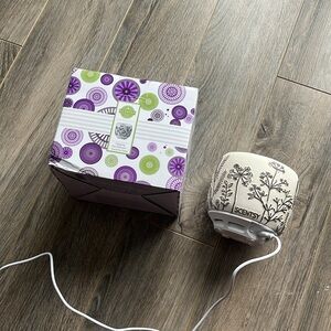 BNIB Scentsy Dandelion Daze Tabletop Fan Diffuser